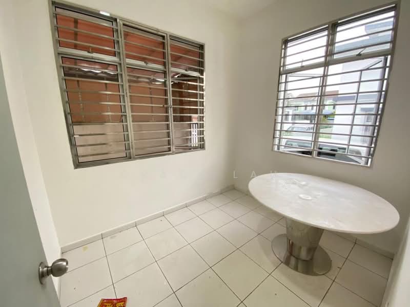 Rumah Teres 1.5 Tingkat untuk Disewa di Setia Eco Gardens (Gelang Patah) - Grace Lau - Dining Room - PropertyGuru.com.my