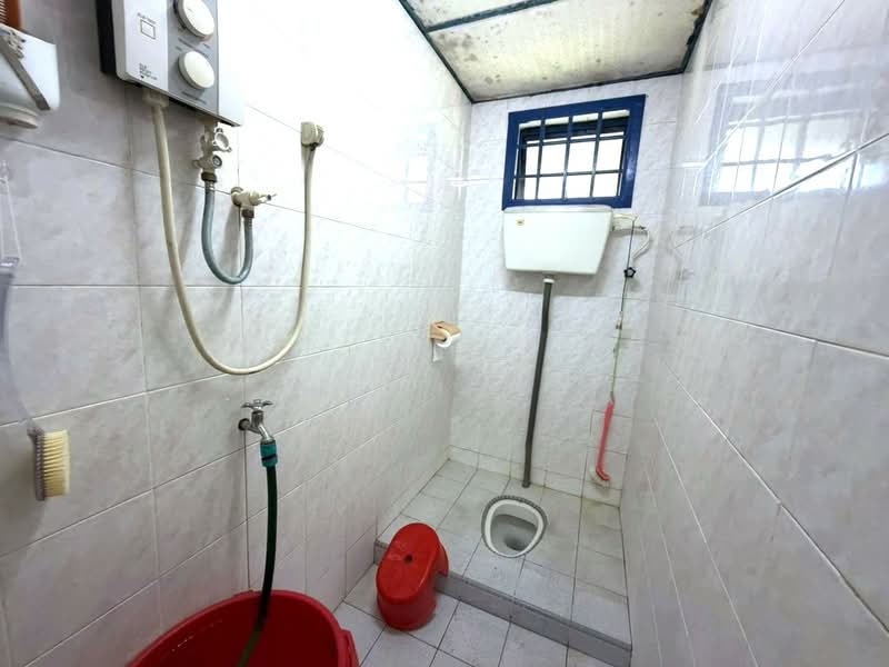 2-storey Terraced House for Sale in Permas Jaya (Johor) - Karl Lim - Bathroom - PropertyGuru.com.my