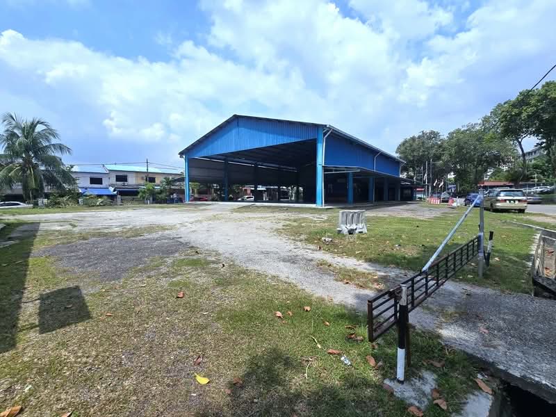 2-storey Terraced House for Sale in Permas Jaya (Johor) - Karl Lim - Exterior - PropertyGuru.com.my