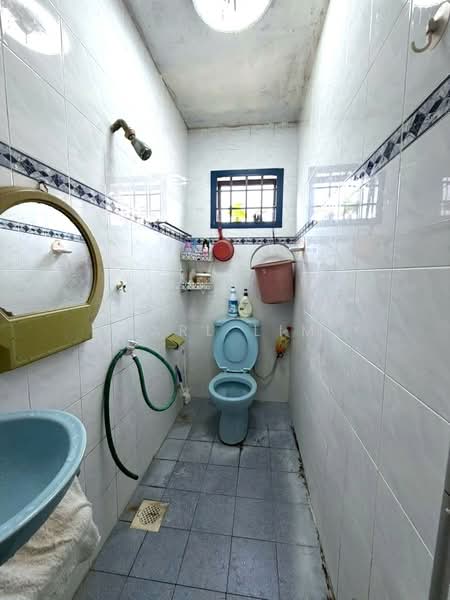 2-storey Terraced House for Sale in Permas Jaya (Johor) - Karl Lim - Bathroom - PropertyGuru.com.my