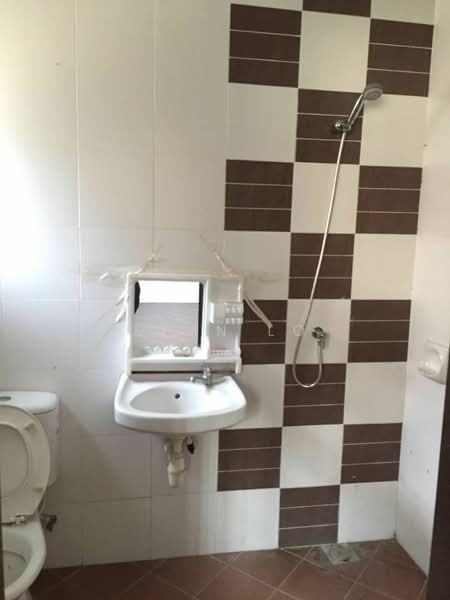 Terraced House for Sale in Bandar Puteri Klang (Klang) - Sean Lo - Bathroom - PropertyGuru.com.my