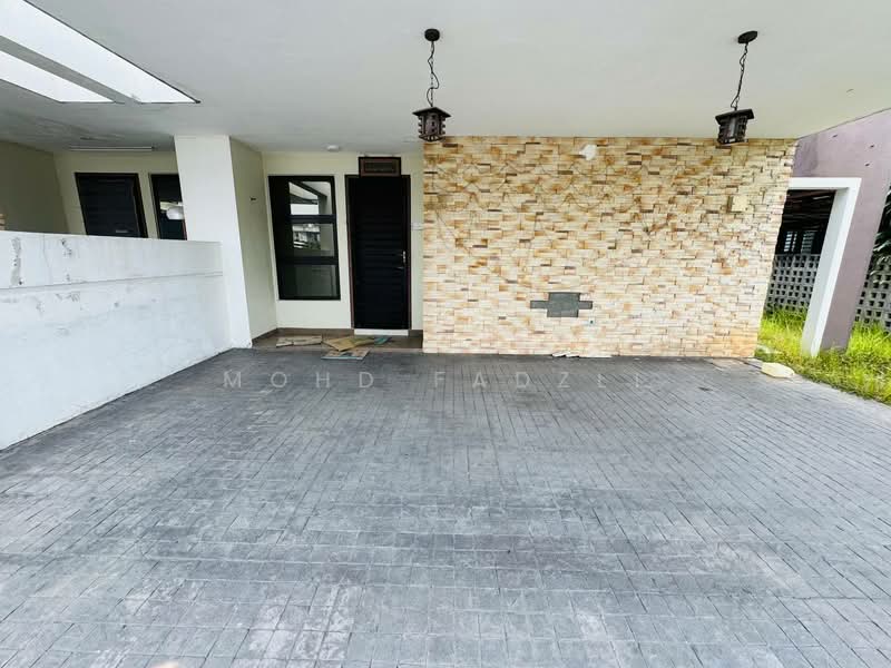 Semi-Detached House for Sale in Puncak Bestari (Puncak Alam) - Mohd Fadzli - Exterior - PropertyGuru.com.my