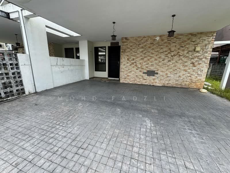Semi-Detached House for Sale in Puncak Bestari (Puncak Alam) - Mohd Fadzli - Exterior - PropertyGuru.com.my