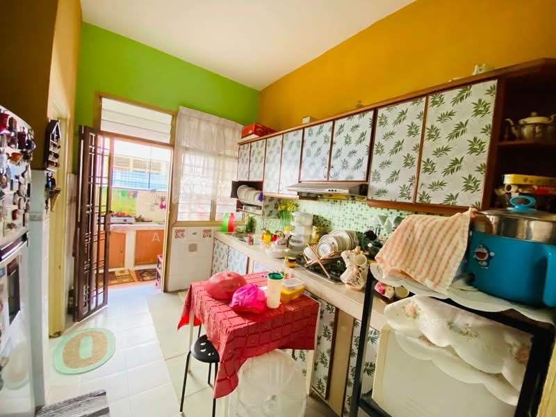 Taman Emas untuk Untuk Dijual - RM 450,000, Apr 2026 - Kitchen - PropertyGuru.com.my