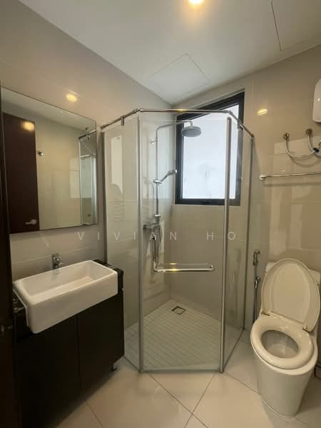 Condominium for Sale at Amberside @ Country Garden Danga Bay - Vivian Ho - Bathroom - PropertyGuru.com.my