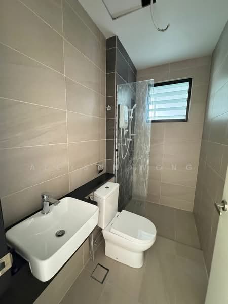 2Rio Residence @ Bandar Puteri Puchong untuk Untuk Disewa - RM 2,200 /bulan, Apr 2026 - Bathroom - PropertyGuru.com.my
