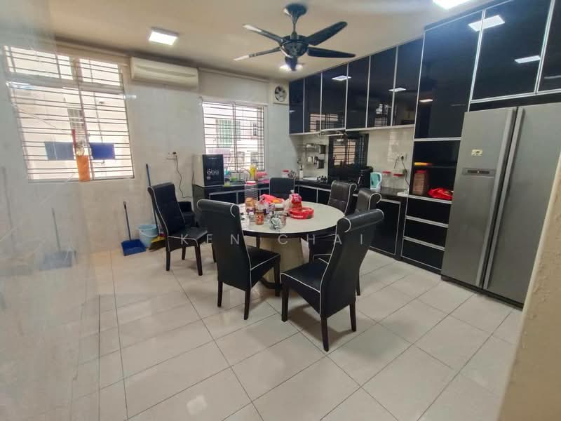 Rumah Teres 2 Tingkat untuk Dijual di Taman Desa Tebrau (Tebrau) - Ken Chai - Kitchen - PropertyGuru.com.my