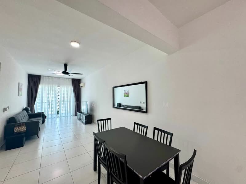Elit Heights @ Bayan City untuk Untuk Disewa - RM 2,250 /bulan, Apr 2026 - Living Room - PropertyGuru.com.my