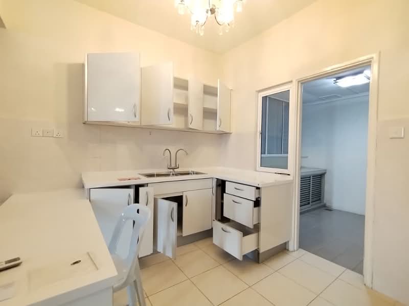 Condominium for Rent at Casa Indah 2 - Kian Fei - Kitchen - PropertyGuru.com.my