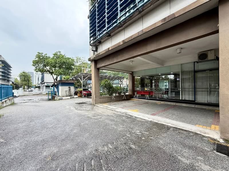 Bukit Jelutong Business And Technology Centre untuk Untuk Dijual - RM 12,800,000, Apr 2026 - Exterior - PropertyGuru.com.my