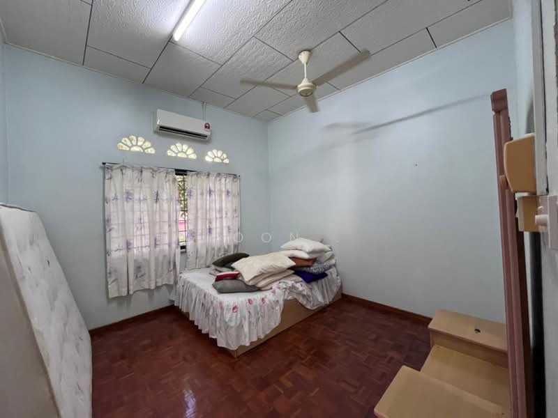 Bungalow for Rent in Jasin (Melaka) - Woon . - Bedroom - PropertyGuru.com.my