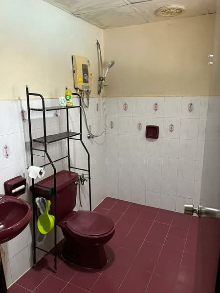 Condominium for Rent at Puncak Seri Kelana - Jayden Ho - Bathroom - PropertyGuru.com.my