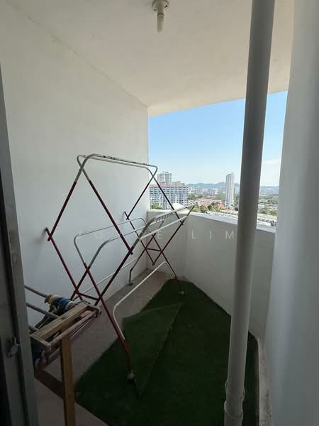 For Rent - Jade View