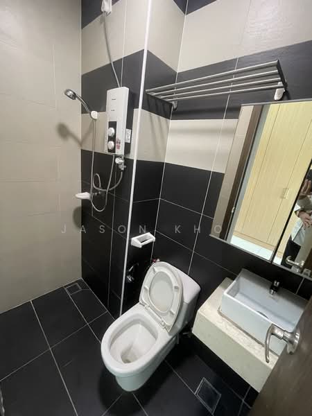 Service Residence for Rent at D'Secret Garden (Pangsapuri Kempas Indah) - Jason Khoo - Bathroom - PropertyGuru.com.my
