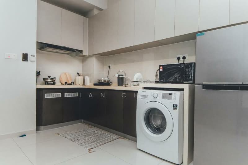 Bay Laurel @ Country Garden Danga Bay untuk Untuk Disewa - RM 3,700 /bulan, Apr 2026 - Kitchen - PropertyGuru.com.my