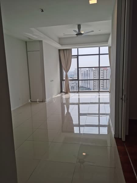 The Azure Residences untuk Untuk Dijual - RM 550,000, Apr 2026 - Living Room - PropertyGuru.com.my