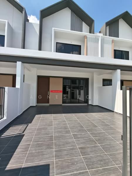 2-storey Terraced House for Sale in Bandar Dato Onn (Tebrau) - Agnes Boo - Exterior - PropertyGuru.com.my