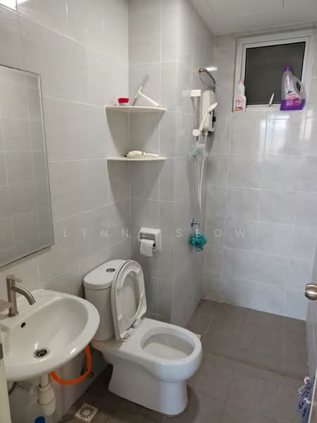 Condominium for Rent at i-Santorini - Lynnz Seow - Bathroom - PropertyGuru.com.my