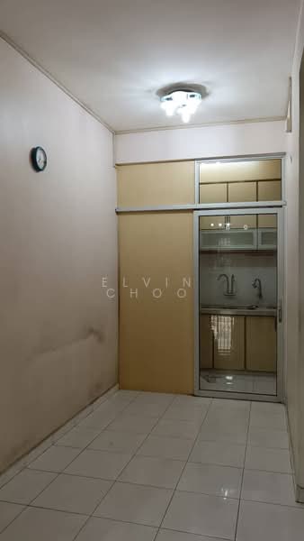 Apartment for Sale at Pangsapuri Sri Mekar 1 - Elvin Choo - Kitchen - PropertyGuru.com.my