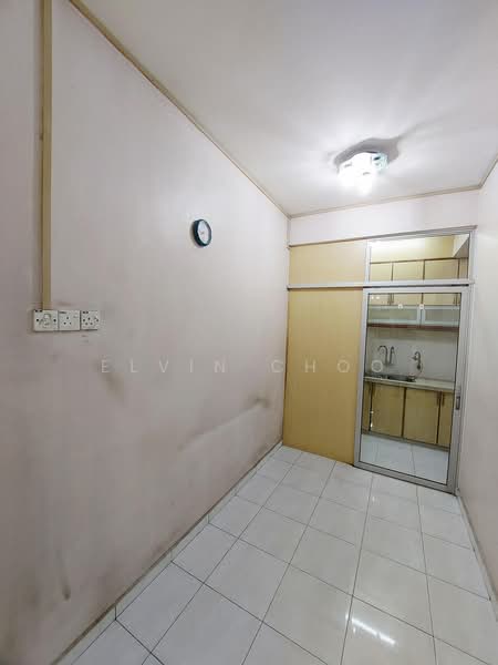 Pangsapuri untuk Dijual di Pangsapuri Sri Mekar 1 - Elvin Choo - Kitchen - PropertyGuru.com.my