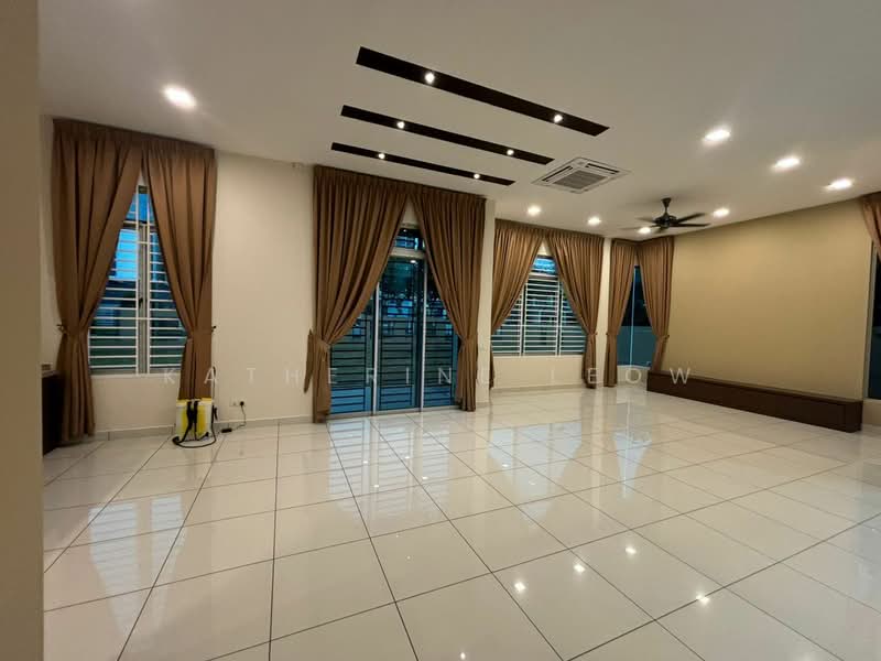 Nusa Duta untuk Untuk Dijual - RM 2,998,000, Apr 2026 - Living Room - PropertyGuru.com.my