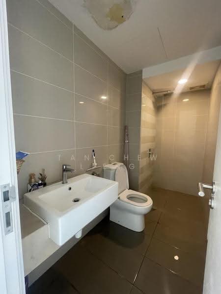 Kediaman Servis untuk Disewa di Suria @ North Kiara - Tan Chew Lieng - Bathroom - PropertyGuru.com.my