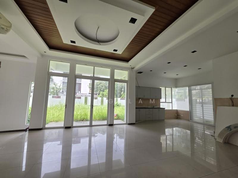 Semi-Detached House for Sale in Taman Gembira (Jalan Klang Lama (Old Klang Road)) - Wing Lam - Living Room - PropertyGuru.com.my