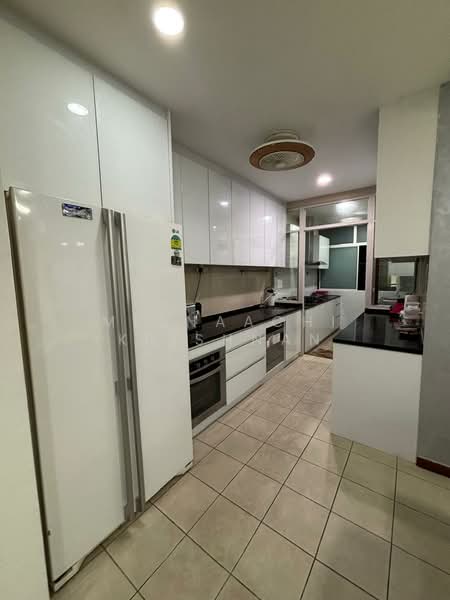 Suasana Sentral Loft untuk Untuk Dijual - RM 1,000,000, Apr 2026 - Kitchen - PropertyGuru.com.my