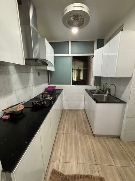 Suasana Sentral Loft untuk Untuk Dijual - RM 1,000,000, Apr 2026 - Kitchen - PropertyGuru.com.my