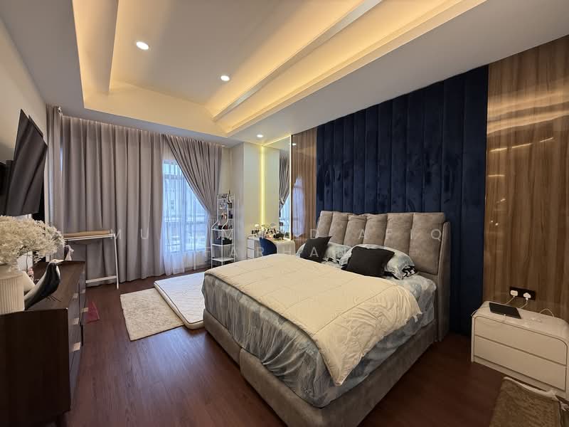 2-storey Terraced House for Sale in Setia Tropika (Johor Bahru) - MUHAMMAD AFIQ FARHAN - Master Bedroom - PropertyGuru.com.my