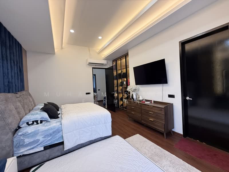 2-storey Terraced House for Sale in Setia Tropika (Johor Bahru) - MUHAMMAD AFIQ FARHAN - Master Bedroom - PropertyGuru.com.my
