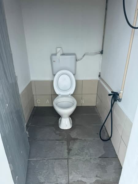 Commercial Land for Rent in Skudai (Johor) - Carson . - Bathroom - PropertyGuru.com.my