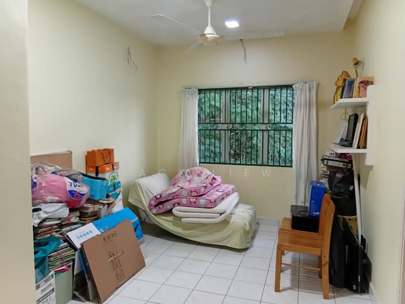 Semi-Detached House for Sale in Rawang Perdana (Rawang) - Jack Liew - Bedroom - PropertyGuru.com.my
