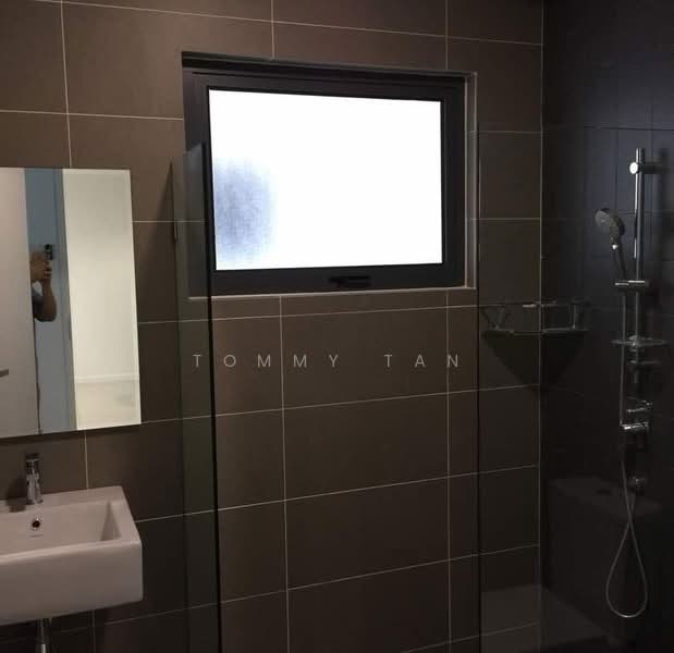 Urbana Residences untuk Untuk Disewa - RM 2,500 /bulan, Apr 2026 - Bathroom - PropertyGuru.com.my