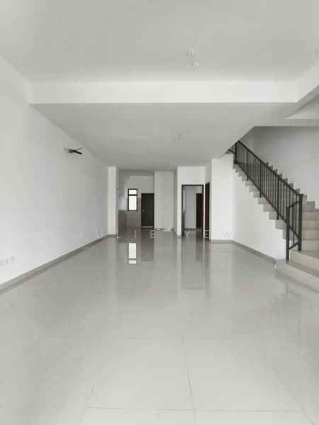 Baé @ Johor Bahru untuk Untuk Dijual - RM 898,000, Apr 2026 - Living Room - PropertyGuru.com.my