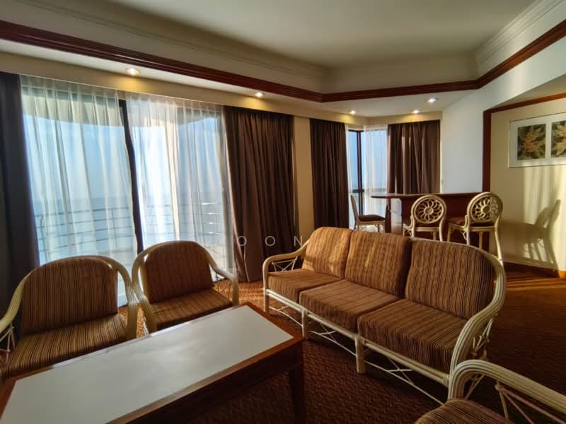 Condominium for Rent at Everly Resort Hotel (Riviera Bay) - Woon . - Living Room - PropertyGuru.com.my