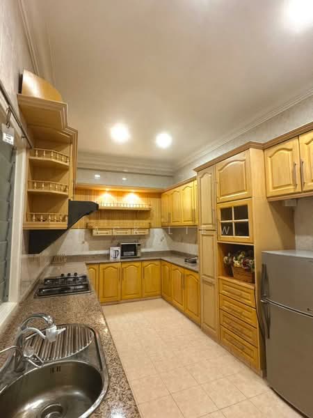 Evergreen Park Scot Pine untuk Untuk Disewa - RM 1,400 /bulan, Apr 2026 - Kitchen - PropertyGuru.com.my