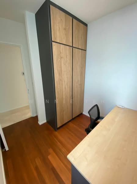 Service Residence for Sale at 10 Stonor - Winnie Teh - Study - PropertyGuru.com.my