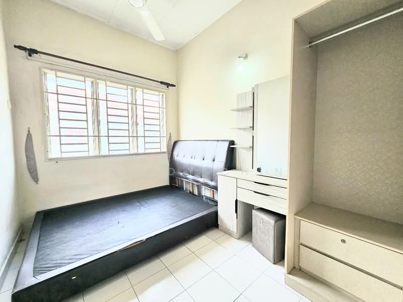 2-storey Terraced House for Sale in TAMAN PUCHONG UTAMA (Puchong) - Wendy Chin - Bedroom - PropertyGuru.com.my