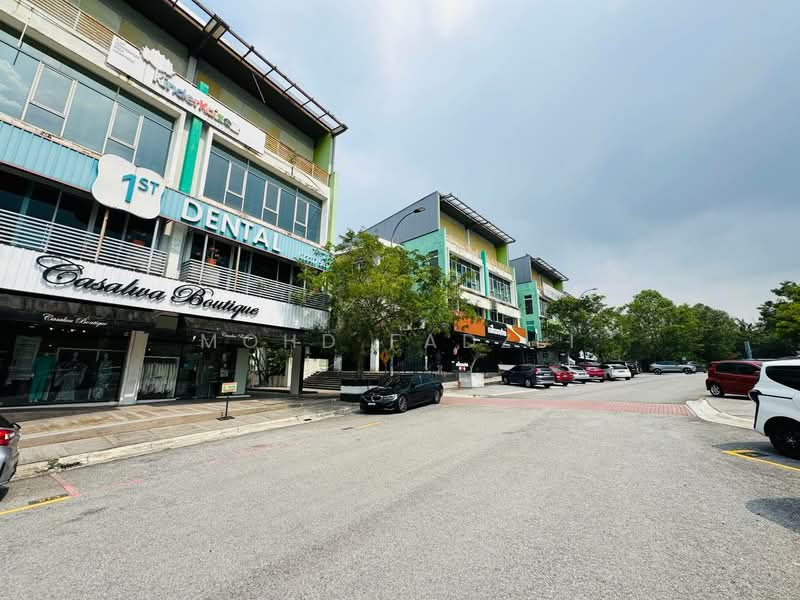 Shop / Office for Sale in Bukit Jelutong (Shah Alam) - Mohd Fadzli - Exterior - PropertyGuru.com.my