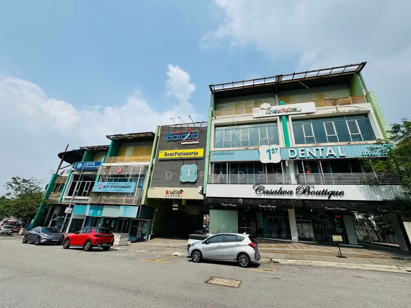 Shop / Office for Sale in Bukit Jelutong (Shah Alam) - Mohd Fadzli - Exterior - PropertyGuru.com.my