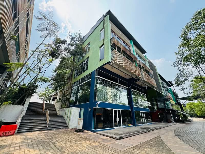 Shop / Office for Sale in Bukit Jelutong (Shah Alam) - Mohd Fadzli - Exterior - PropertyGuru.com.my