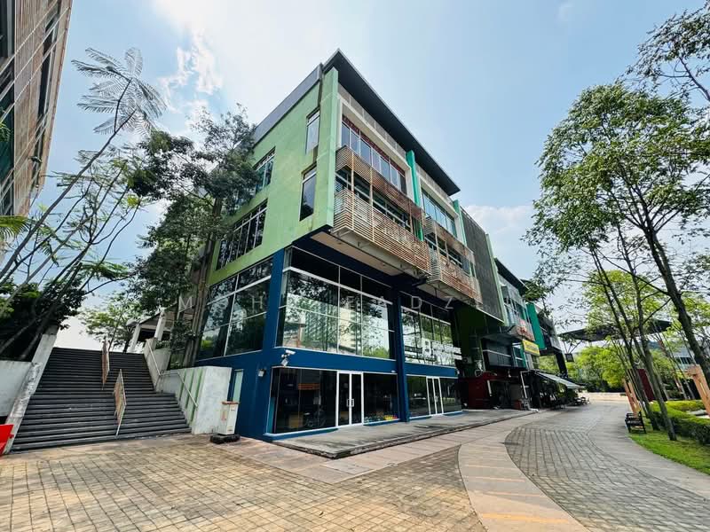 Shop / Office for Sale in Bukit Jelutong (Shah Alam) - Mohd Fadzli - Exterior - PropertyGuru.com.my