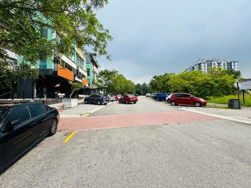 Shop / Office for Sale in Bukit Jelutong (Shah Alam) - Mohd Fadzli - Exterior - PropertyGuru.com.my