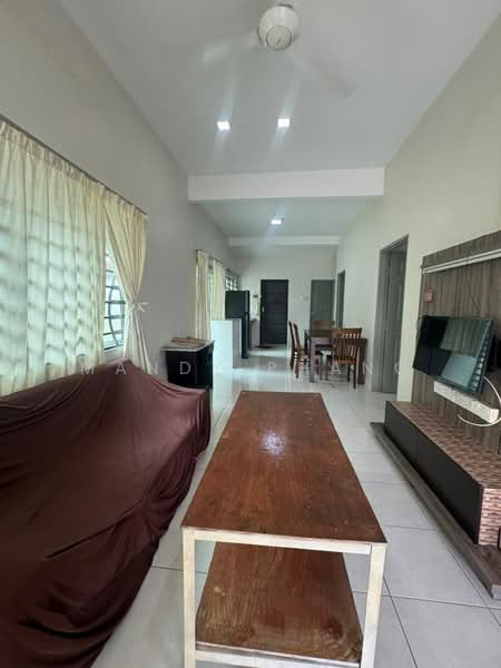 Terraced House for Rent in Bandar Lahat Baru (Lahat) - Mandy Phang - Living Room - PropertyGuru.com.my