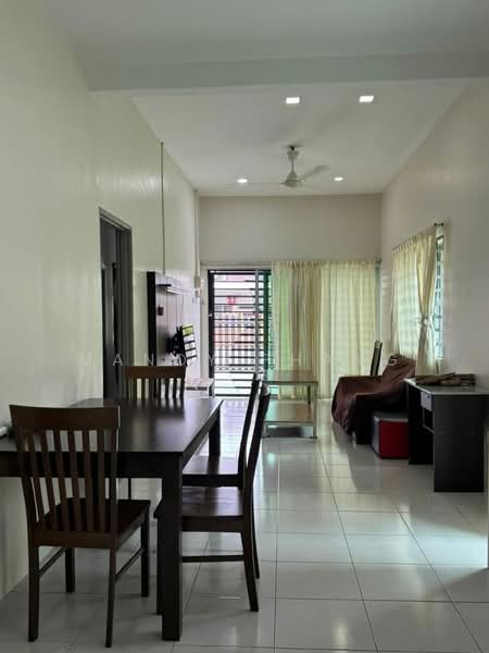 Terraced House for Rent in Bandar Lahat Baru (Lahat) - Mandy Phang - Living Room - PropertyGuru.com.my