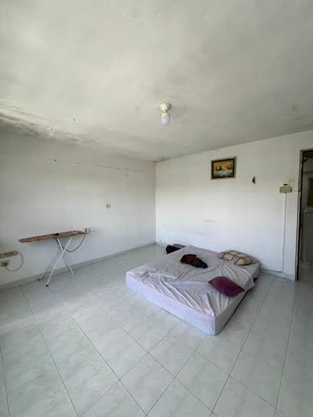 2-storey Terraced House for Sale in Taman Selayang Utama (Selayang) - Sean Yong - Bedroom - PropertyGuru.com.my