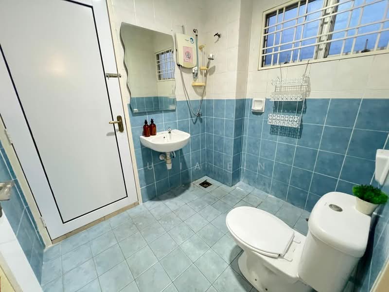 Prima Ville, Rawang Perdana, Rawang untuk Untuk Disewa - RM 3,000 /bulan, Apr 2026 - Bathroom - PropertyGuru.com.my
