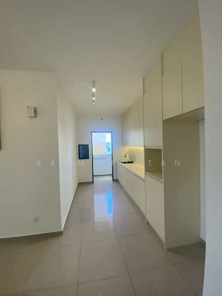 Service Residence for Rent at D'Quince Residences - Raymond Tan - Kitchen - PropertyGuru.com.my