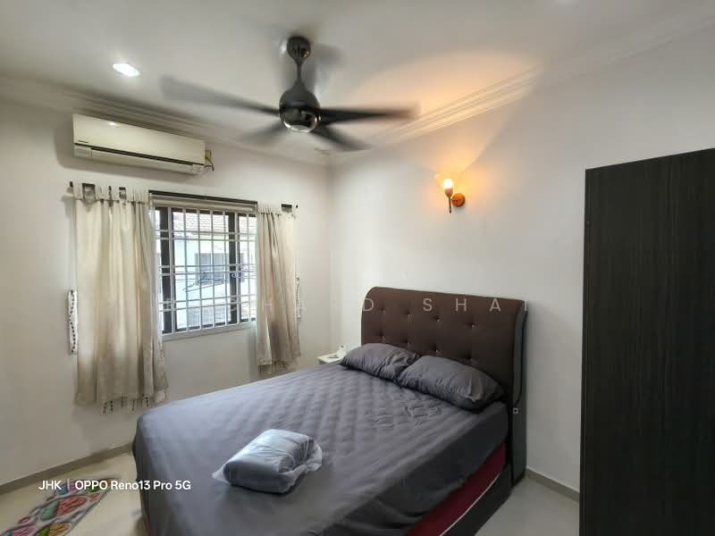 Rumah Teres 2 Tingkat untuk Disewa di Bandar Baru Permas Jaya (Permas Jaya) - Richard Shai - Bedroom - PropertyGuru.com.my